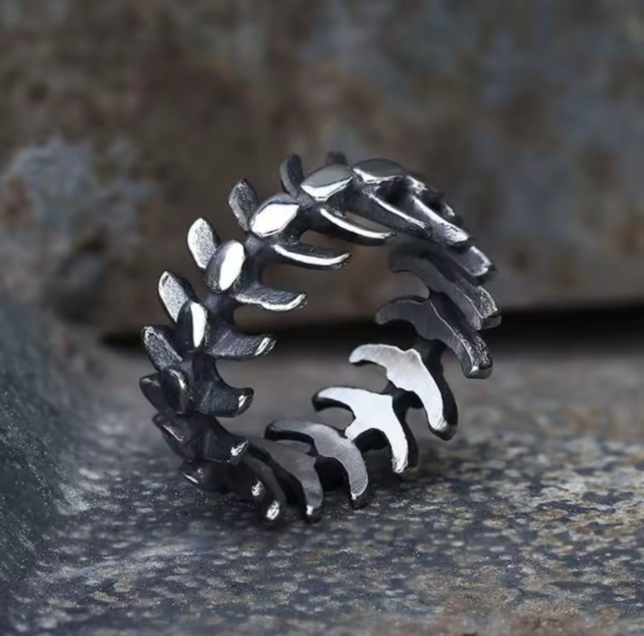 Spine Vertebrae Ring