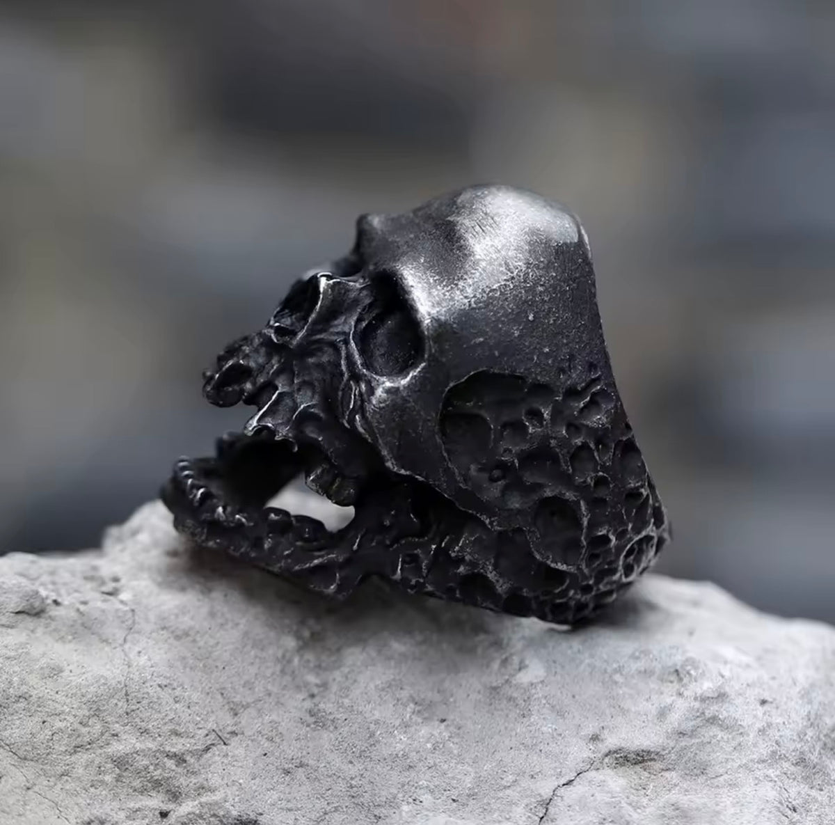 Dark Steel Series Skull Ring💀🏴☠️
