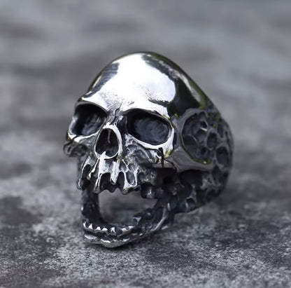 Dark Steel Series Skull Ring💀🏴‍☠️