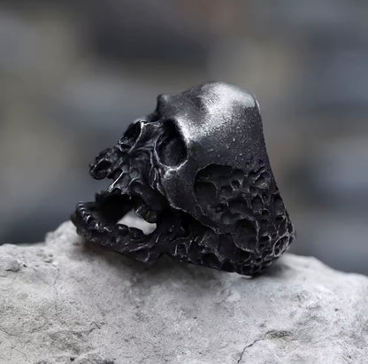 Dark Steel Series Skull Ring💀🏴‍☠️