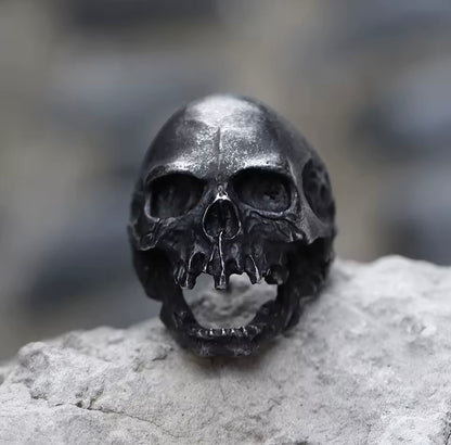 Dark Steel Series Skull Ring💀🏴‍☠️