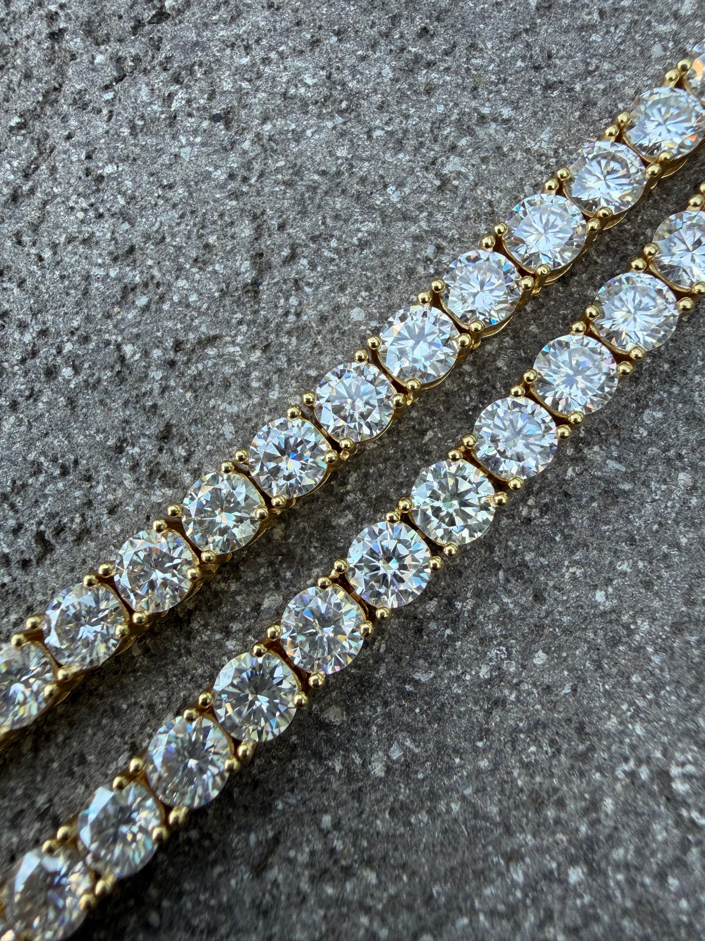 5MM VVS MOISSANITE TENNIS CHAINS BEST PRICE AND QUALITY