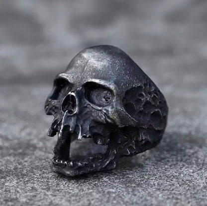 Dark Steel Series Skull Ring💀🏴‍☠️