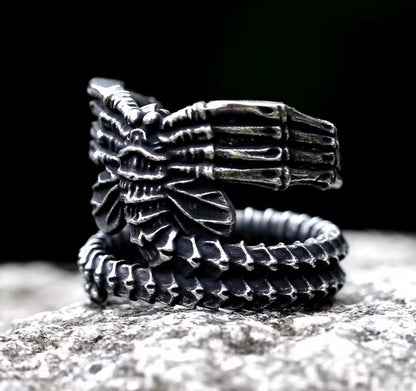 Dark Steel Alien Face Hugger Ring