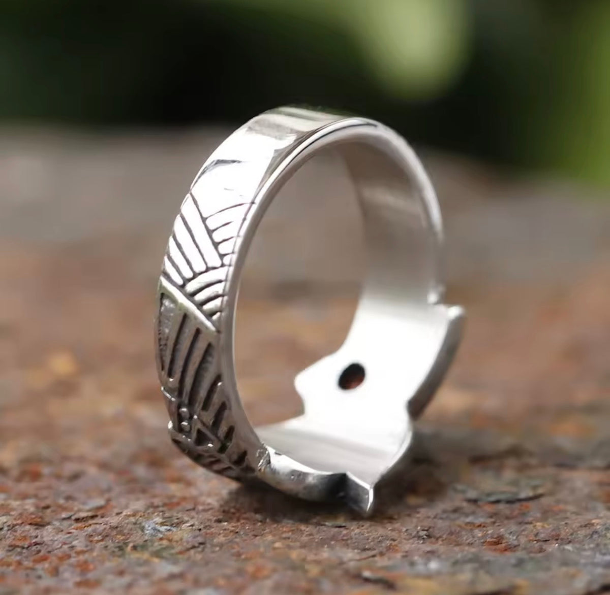 Wolf Celtic Ruby Stoned Ring