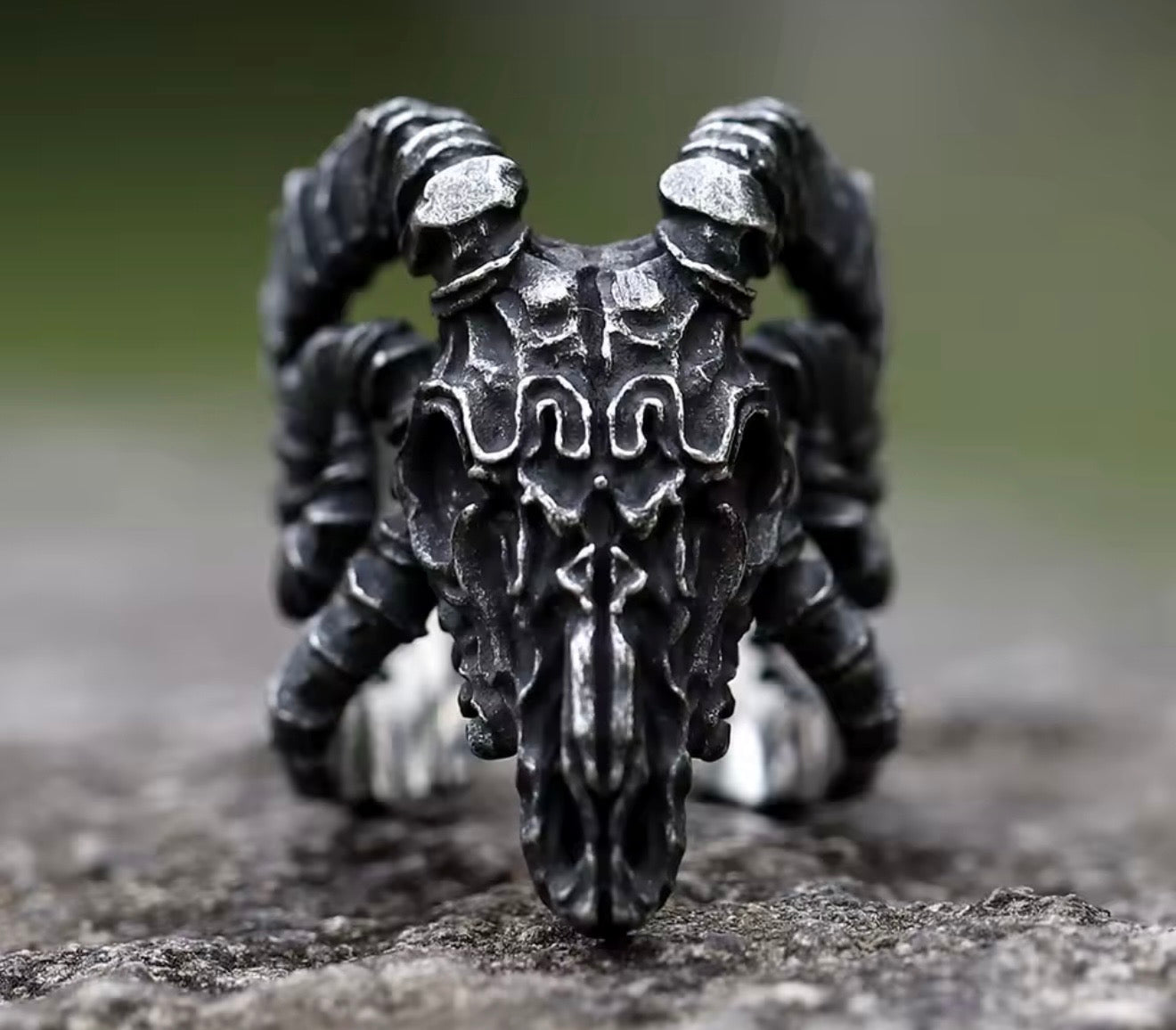 Dark Steel Goat Skull🐐