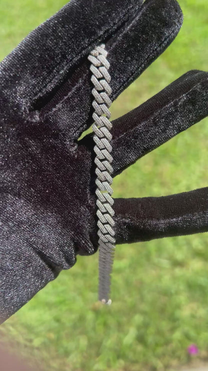 8mm Moissanite Cuban Link Bracelet